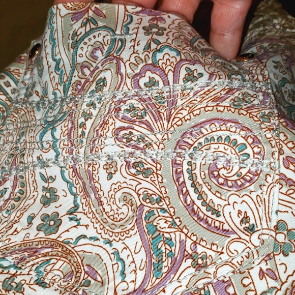 BANDOLINO SHORTS - Picture 5 of 8